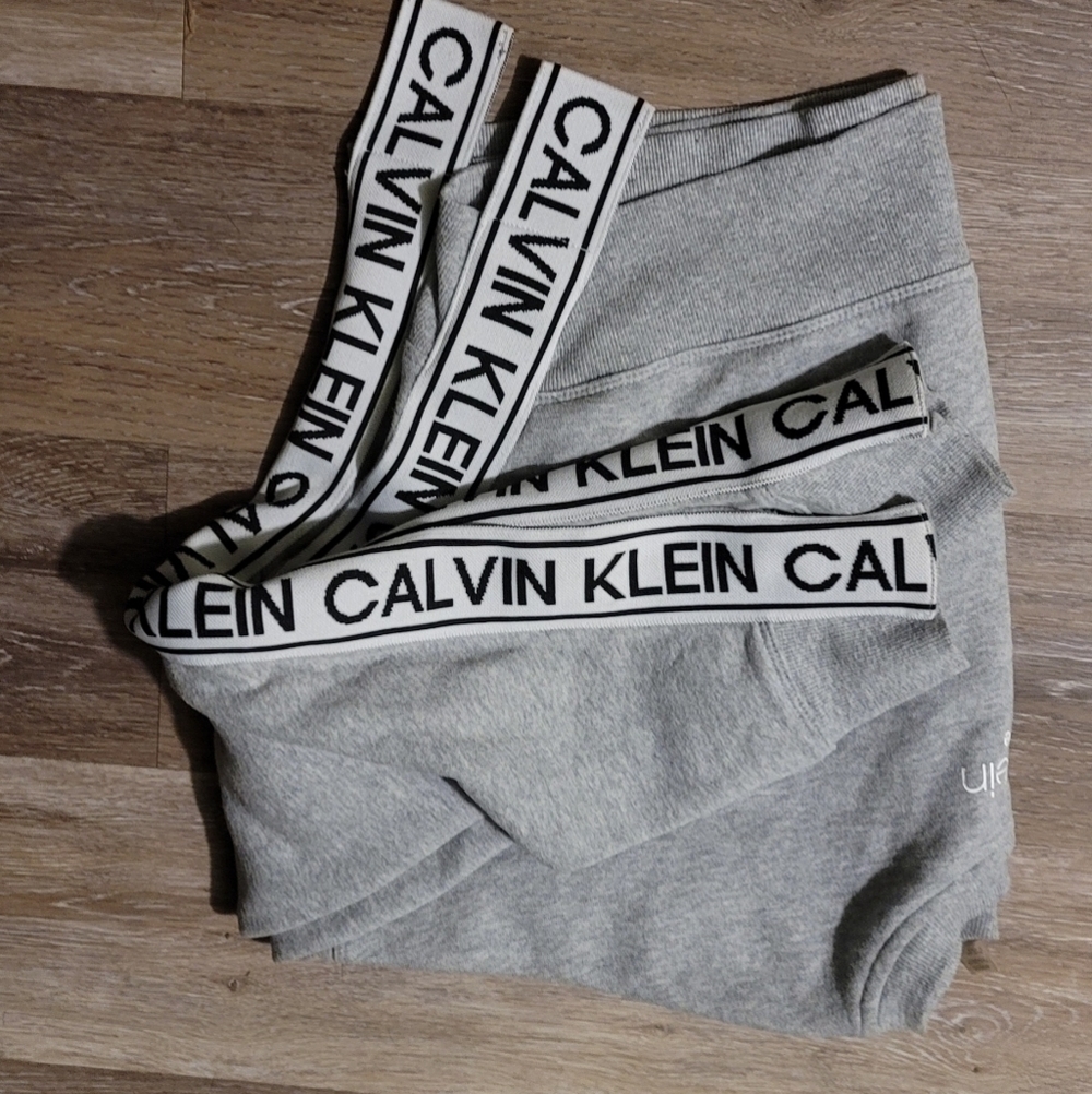 CALVIN kleinĀ sweater M
